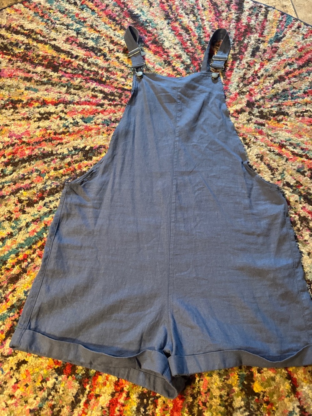 Roxy Linen Blue Adjustable-Strap Short Overalls.  Size L.